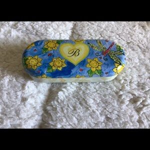 Brighton Graphic Clam Shell Tin Sunglass Case NWT